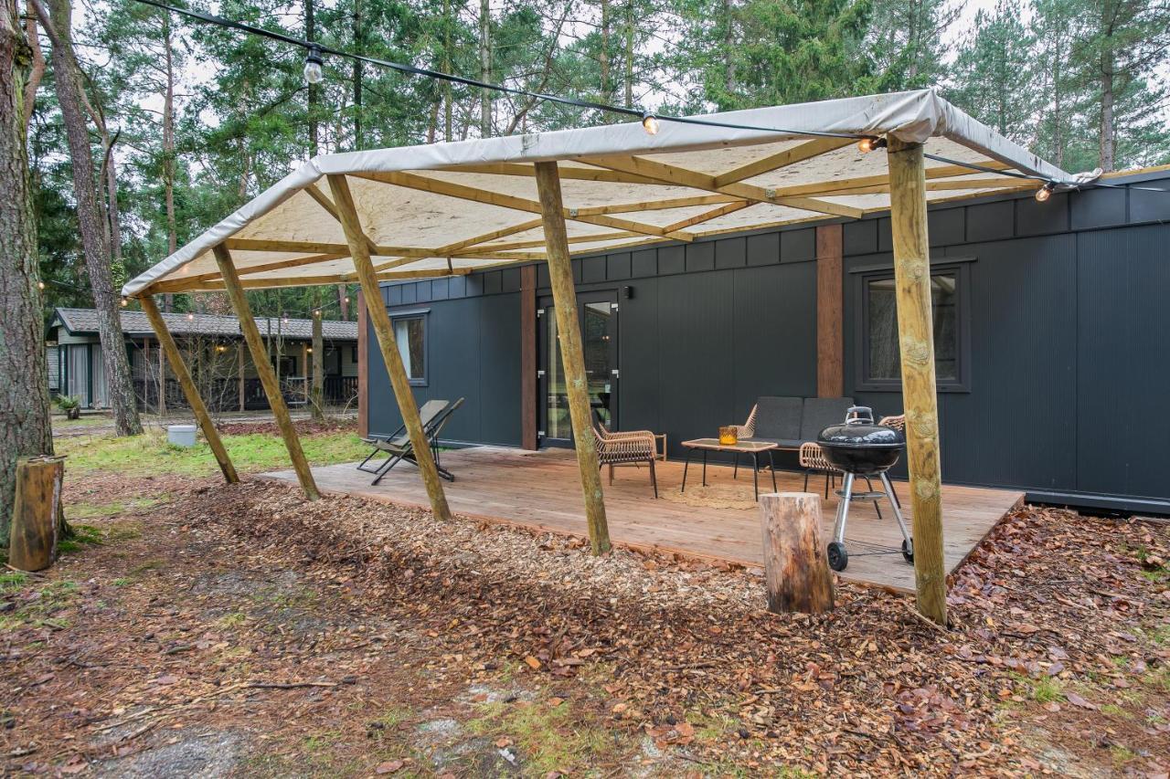 Cosy 4 Pers Chalet Midden In Bos Op De Veluwe Villa Doornspijk Exterior photo